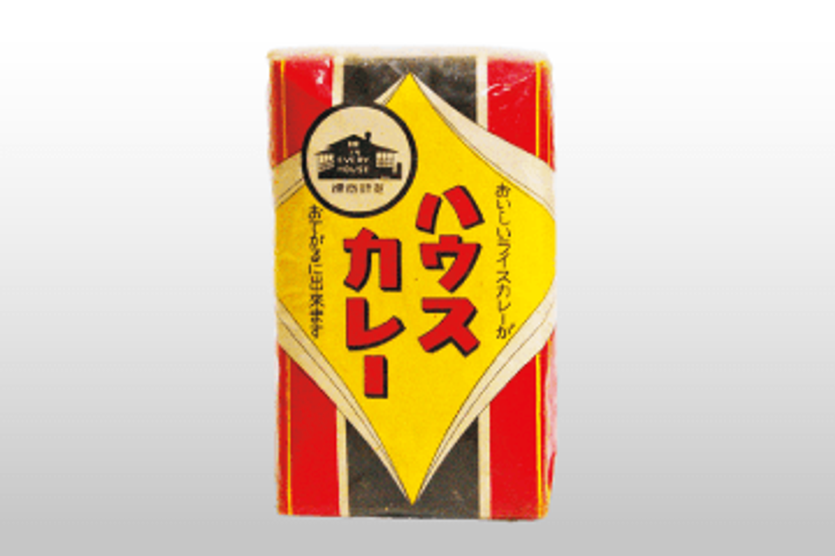 House curry roux box, red and yellow packaging with Japanese text